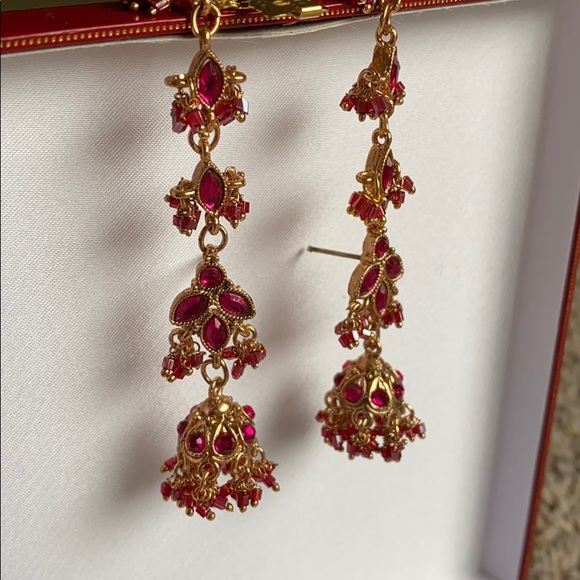 Gorgeous indian style earrings! - Picture 3 of 5